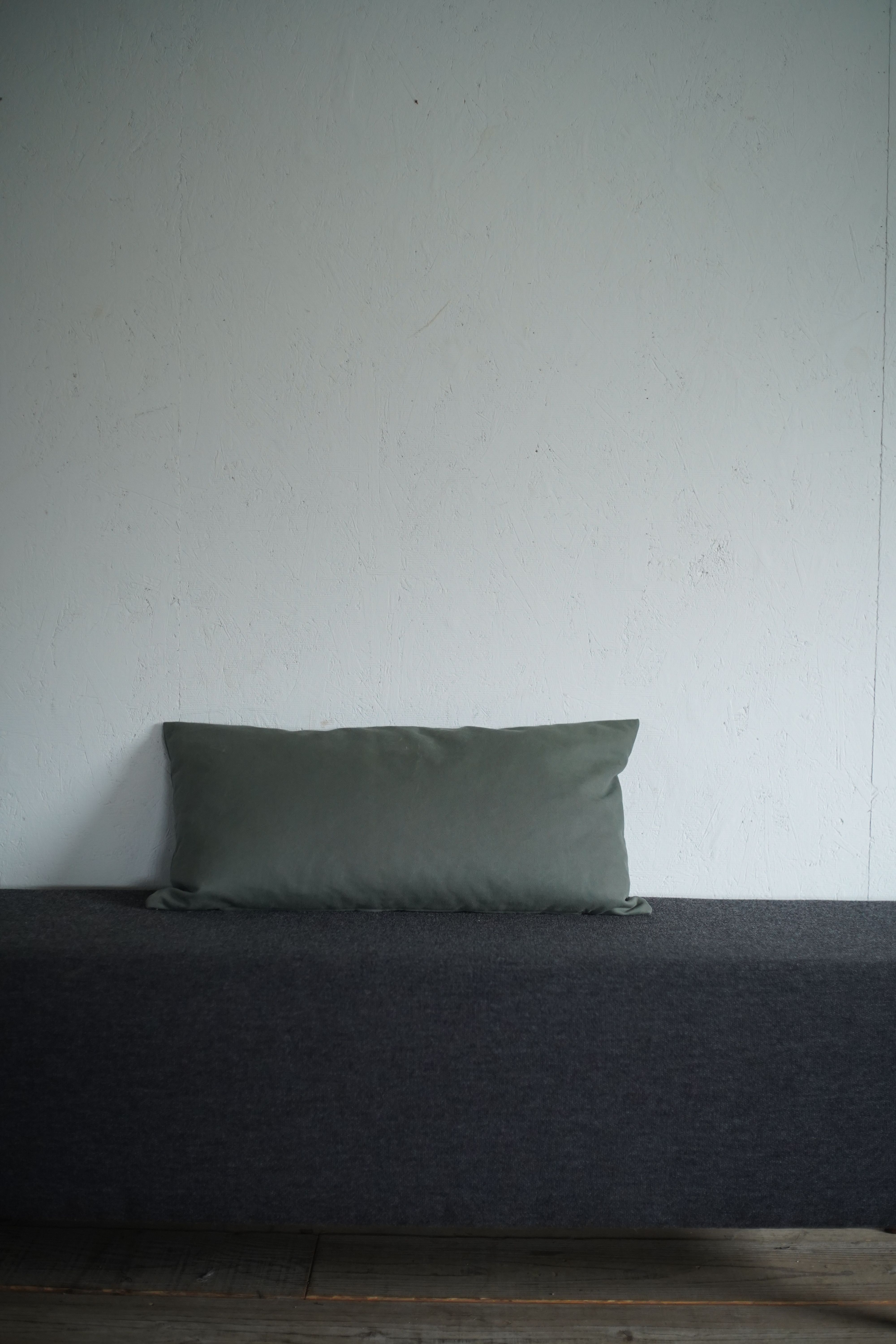 Wide Cushion S OUTLET